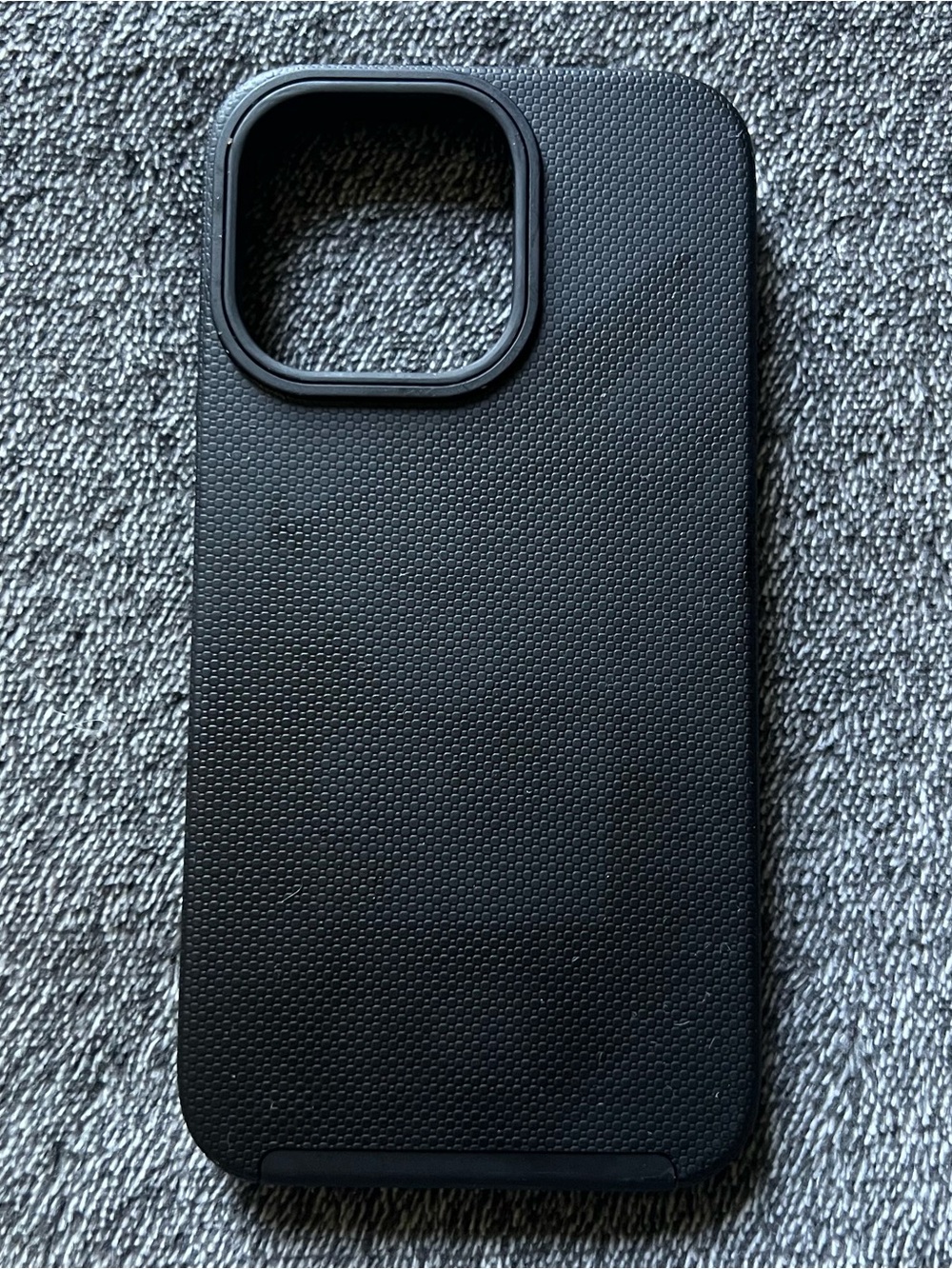 Sleek Black Textured Phone Case iPhone 13 Pro